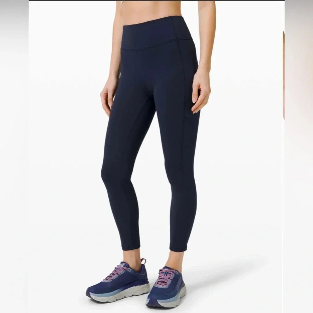 Lululemon Invigorate High-Rise Tight 25"
True Navy